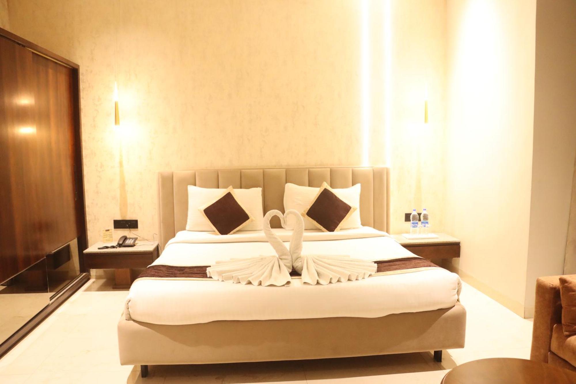 Motel Bilaspur City Экстерьер фото