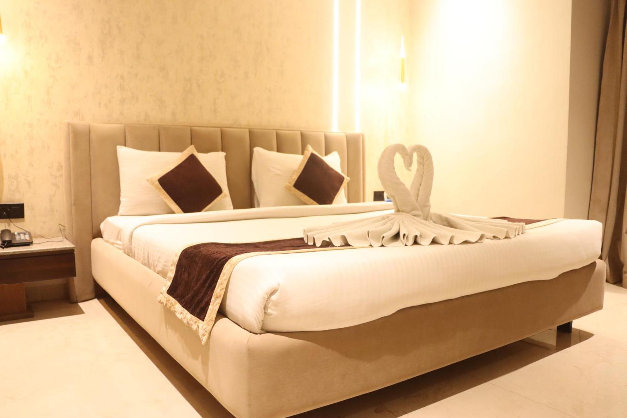 Motel Bilaspur City Экстерьер фото